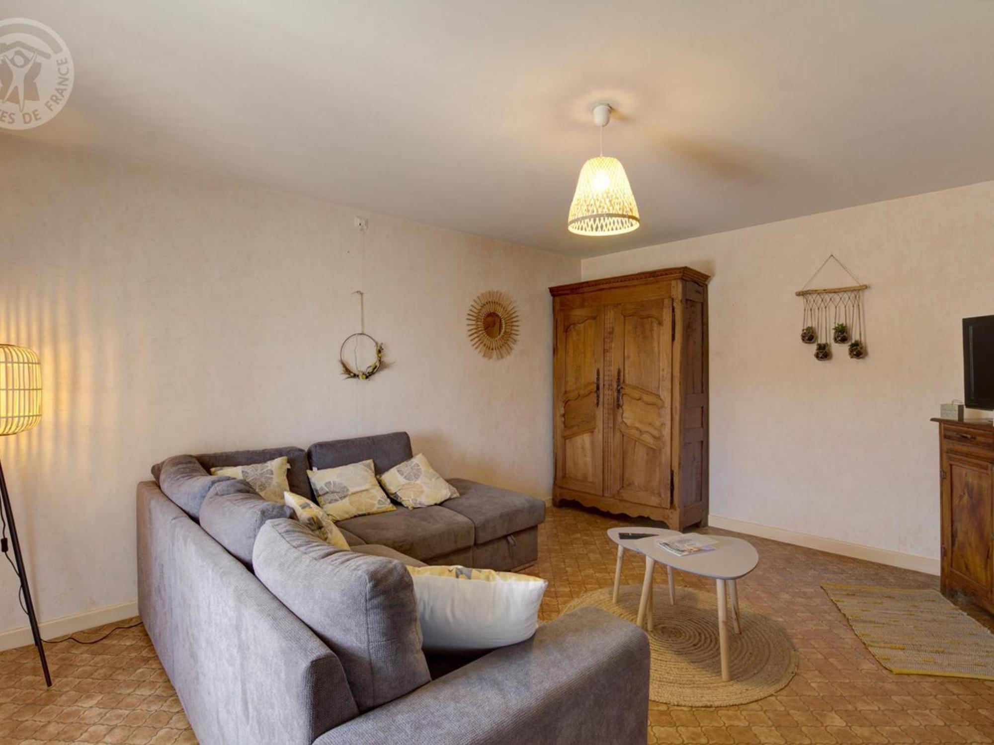 Gite De Charme Avec Jardin Et Wifi A Chalmazel-Jeansagniere - Fr-1-496-249 Exterior foto